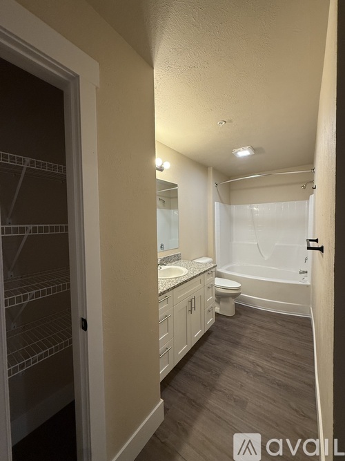 5378 Elyn Lp 2 Beds Apartment for Rent - Photo gallery 5