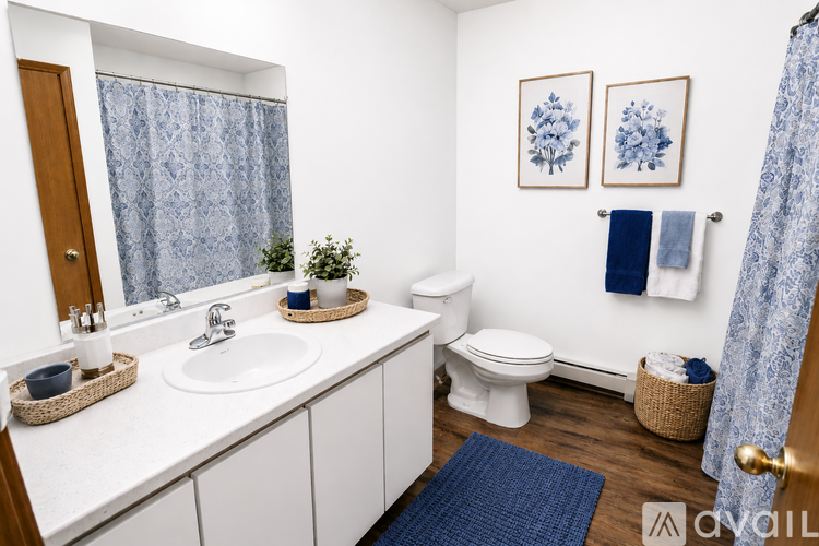 1072 E Chicago Blvd 2 Beds Apartment for Rent - Photo gallery 5