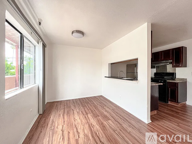 14746 Delano Street 2 Beds Apartment for Rent - Photo gallery 5