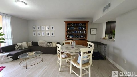 8015 Southwest 107Th Avenue 2 Beds Apartment for Rent