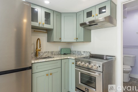 279 Kimberly Ave Studio Apartment for Rent