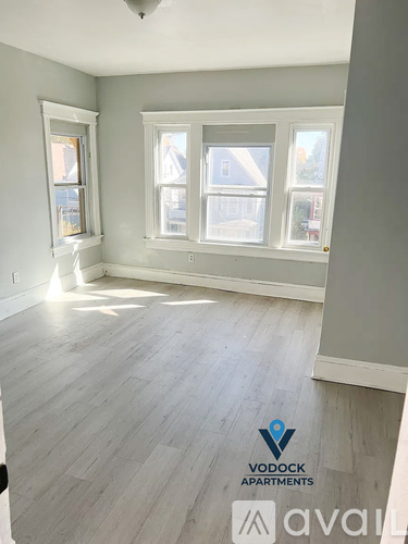 69 Cabot St 3 Beds Apartment for Rent - Photo gallery 5