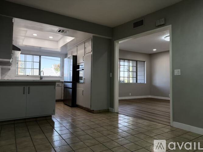 5149 Arden Drive 4 Beds Single Family Home for Rent - Photo gallery 2