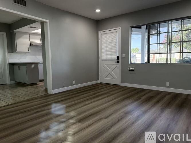 5149 Arden Drive 4 Beds Single Family Home for Rent - Photo gallery 5