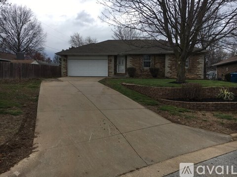 601 Cypress Ave 3 Beds Apartment for Rent