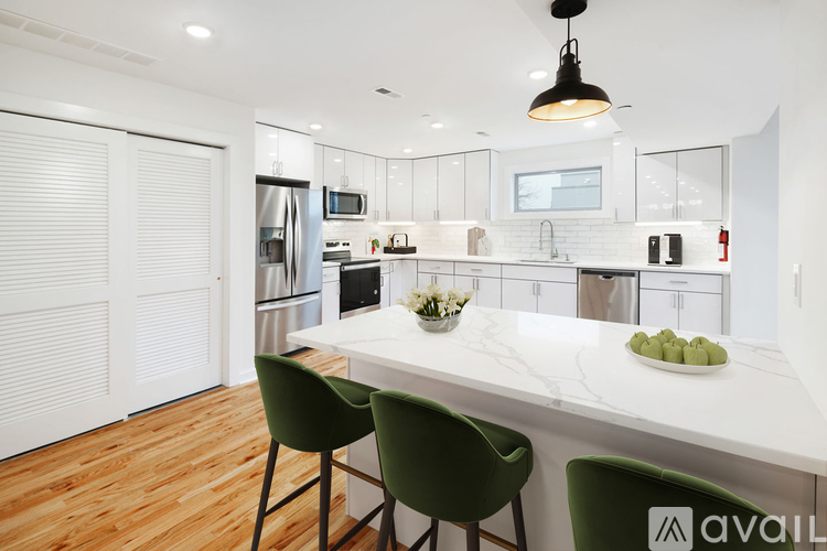 1925 S 6th St 3 Beds Apartment for Rent - Photo gallery 2