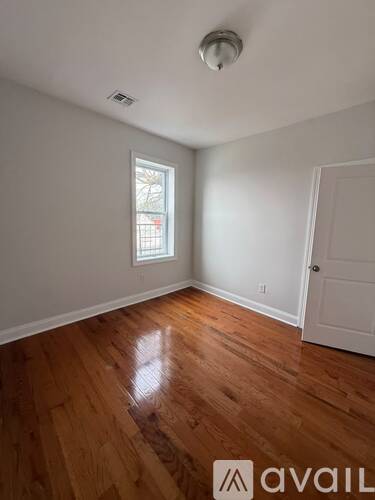 162 Bergen Ave 1 Apartment for Rent - Photo gallery 1