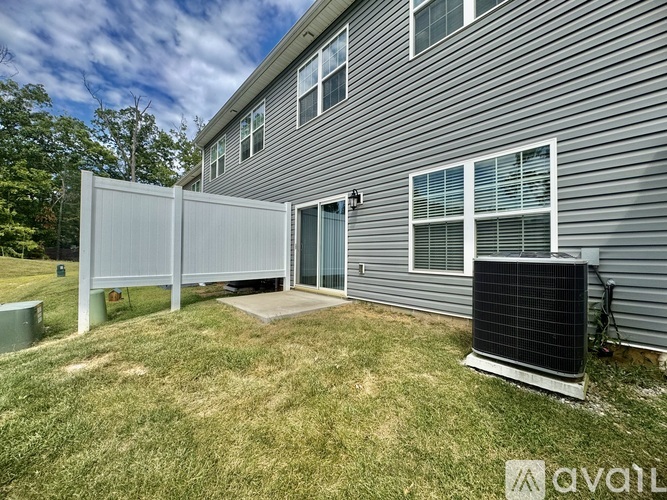 1130 Maid Marian Lane 3 Beds Townhouse for Rent - Photo gallery 2