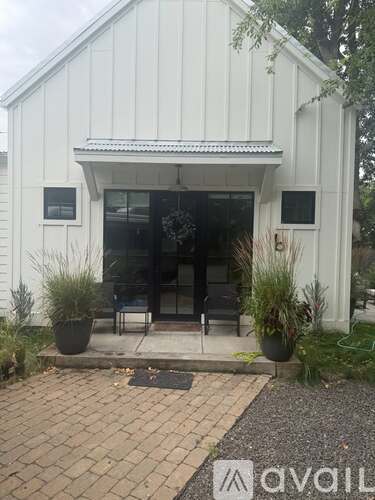 2826 North 28th Street 2 Beds Townhouse for Rent - Photo gallery 1