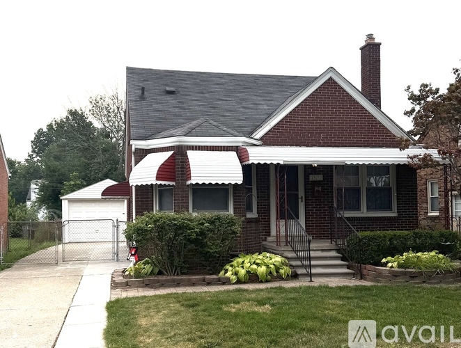 23131 David Ave 3 Beds Single Family Home for Rent - Photo gallery 1