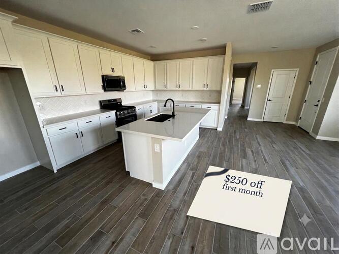 9333 East Sebring Avenue 3 Beds Single Family Home for Rent - Photo gallery 1