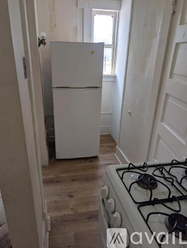 111 W State St 2 Beds Apartment for Rent - Photo gallery 3