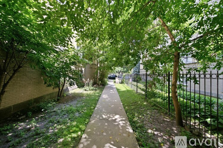 6316 N Artesian Ave 2 Beds Condo for Rent - Photo gallery 2
