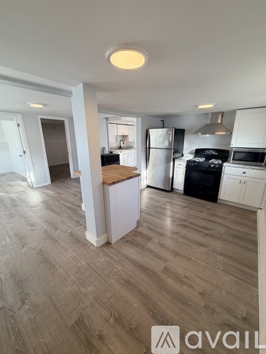 181 Armistice Boulevard 2 Beds Apartment for Rent - Photo gallery 1