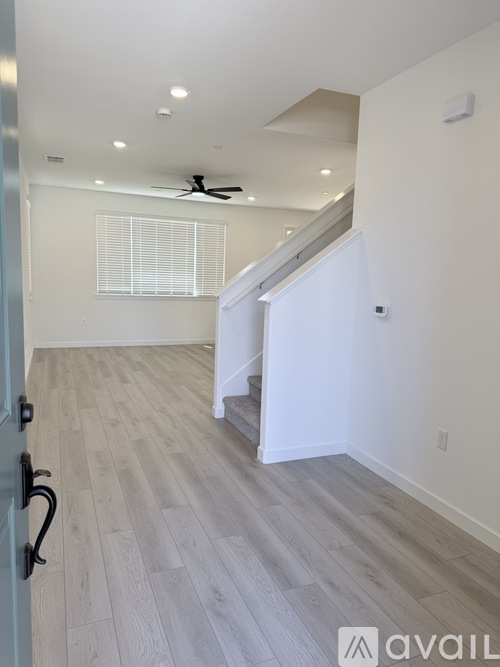 12628 Hereford Avenue 5 Beds Single Family Home for Rent - Photo gallery 2