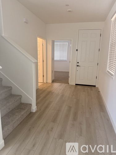 12628 Hereford Avenue 5 Beds Single Family Home for Rent - Photo gallery 3