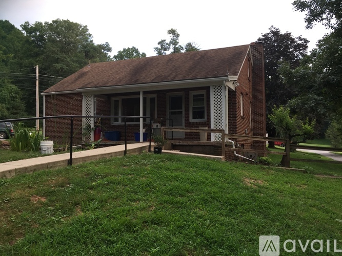 827 Lewisberry Road 2 Beds Single Family Home for Rent - Photo gallery 2