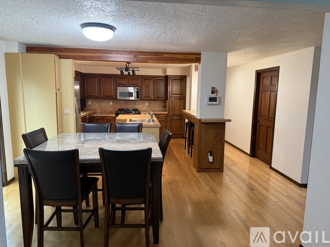 3812 Ash Avenue Southeast 4 Beds Single Family Home for Rent - Photo gallery 3