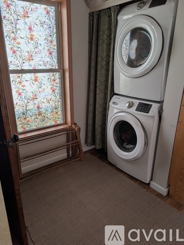 7569 Church Street 3 Beds Single Family Home for Rent - Photo gallery 2