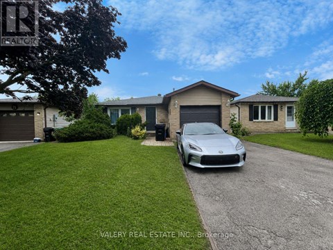 MAIN - 73 HICKLING TRAIL 3 Beds Apartment for Rent