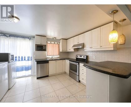 MAIN - 73 HICKLING TRAIL 3 Beds House for Rent - Photo gallery 4