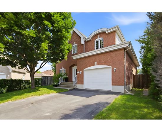 16 Rue du Frimas 4 Beds House for Rent - Photo gallery 1