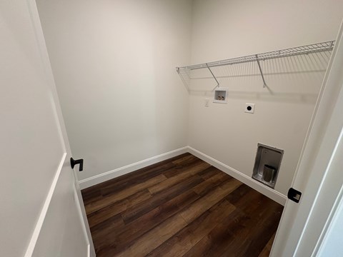 341 W. Penn Ave. 1-2 Beds Apartment for Rent