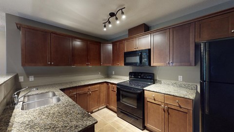 422 8535 Clearwater Drive 2 Beds Apartment for Rent
