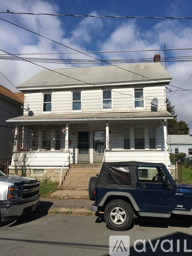 509 W Green St 1 Single Family Home for Rent - Photo gallery 1