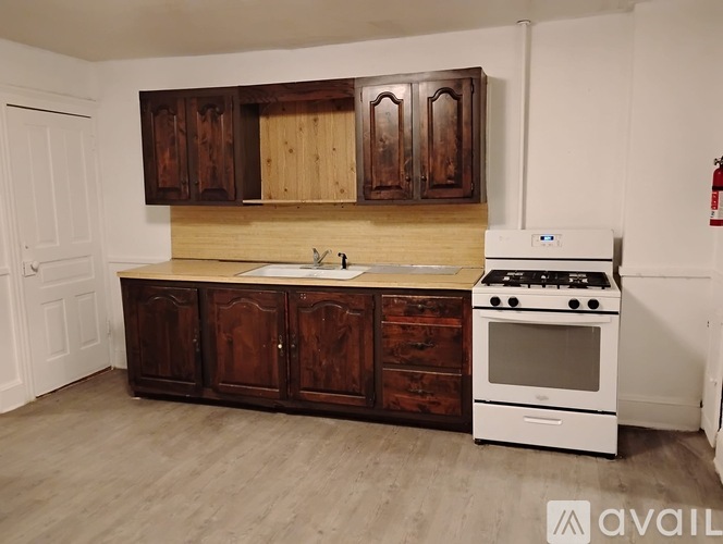 509 W Green St 1 Single Family Home for Rent - Photo gallery 2