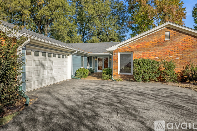 8044 Neshoba Road 4 Beds Single Family Home for Rent - Photo gallery 2