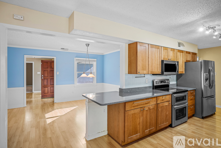 8044 Neshoba Road 4 Beds Single Family Home for Rent - Photo gallery 3