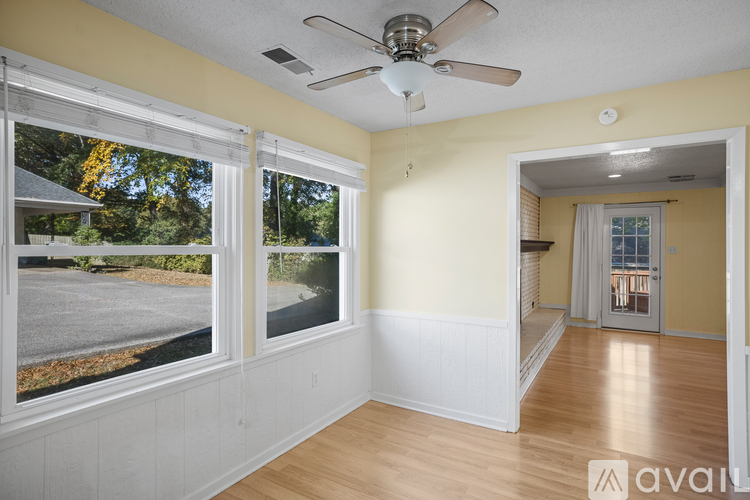 8044 Neshoba Road 4 Beds Single Family Home for Rent - Photo gallery 5