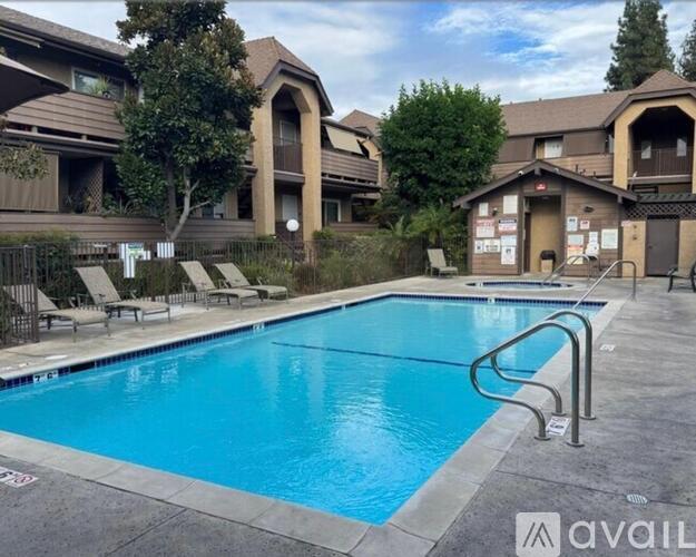 14839 Sherman Way 2 Beds Condo for Rent - Photo gallery 2