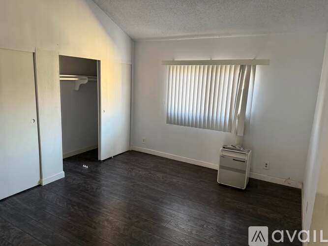 14839 Sherman Way 2 Beds Condo for Rent - Photo gallery 4