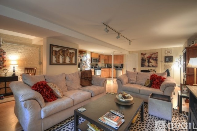 556 W Belden Ave 1 Apartment for Rent - Photo gallery 1