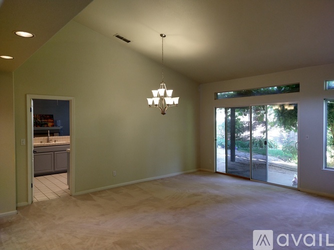 574 Shanghai Bend Road 4 Beds Single Family Home for Rent - Photo gallery 3