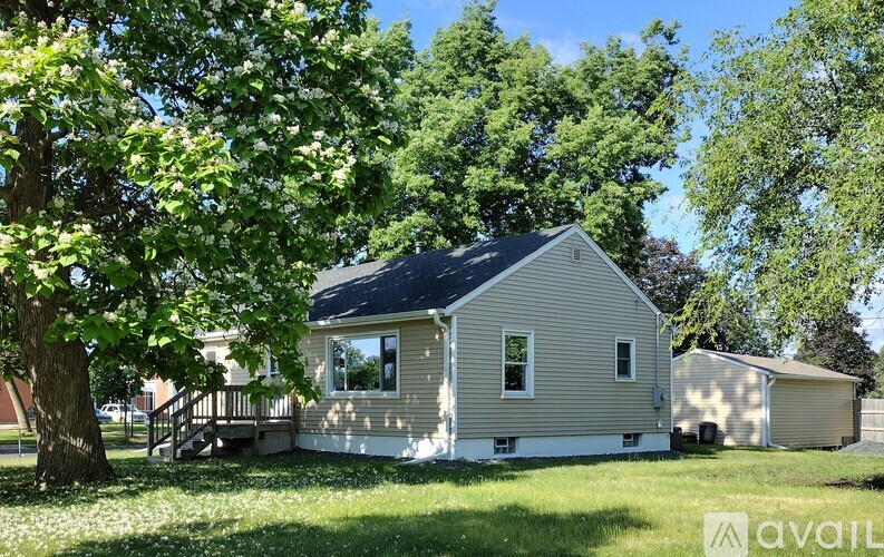 5101 North Irving Avenue 2 Beds Single Family Home for Rent - Photo gallery 1