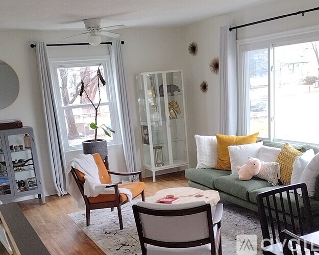 5101 North Irving Avenue 2 Beds Single Family Home for Rent - Photo gallery 2