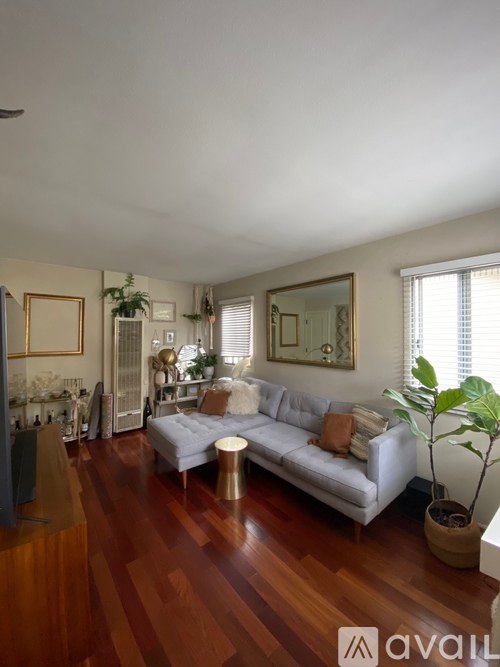 472 3rd St 1 Apartment for Rent - Photo gallery 1