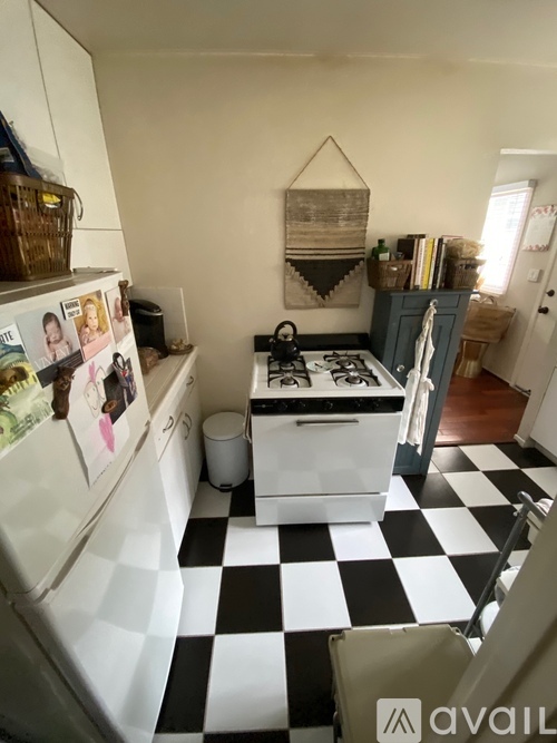 472 3rd St 1 Apartment for Rent - Photo gallery 3
