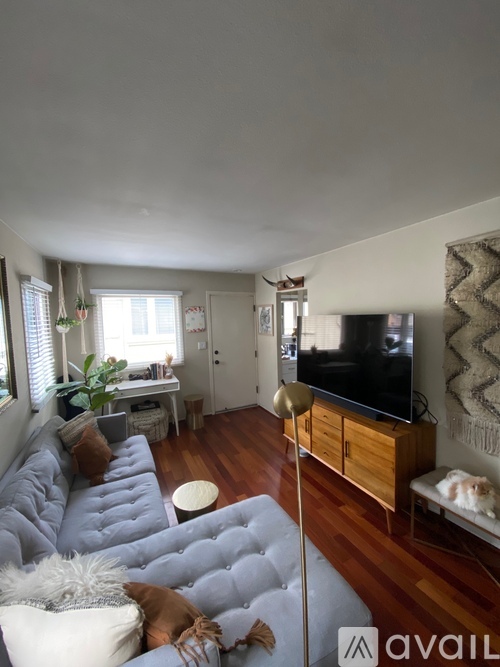 472 3rd St 1 Apartment for Rent - Photo gallery 5