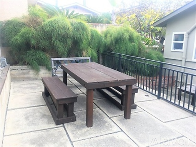 468 3rd St #B 1 Single Family Home for Rent - Photo gallery 2