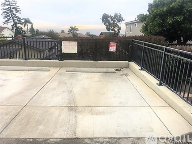 468 3rd St #B 1 Single Family Home for Rent - Photo gallery 4