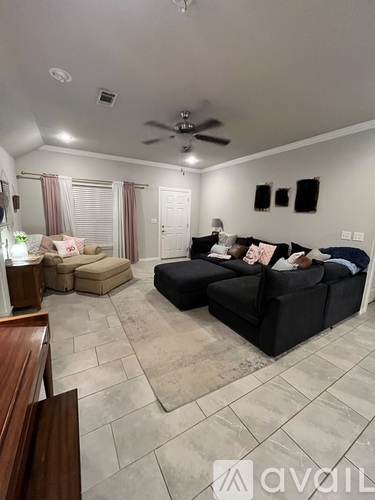 4529 W Blissful Drive 3 Beds Single Family Home for Rent - Photo gallery 2