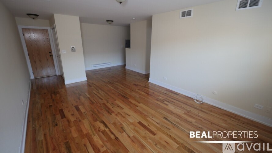 555 W Arlington Pl 1 Apartment for Rent - Photo gallery 4