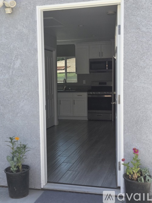 668 South Huntington Street 1 Single Family Home for Rent - Photo gallery 2