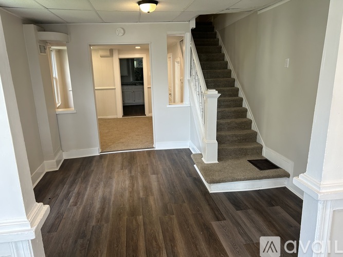 211 North 2nd Street 4 Beds Single Family Home for Rent - Photo gallery 2