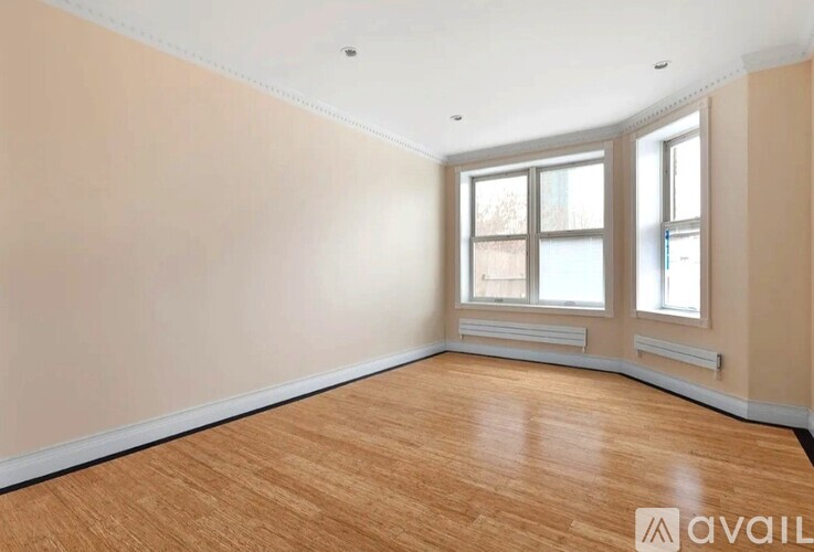 45-36 11th St 2 Beds Townhouse for Rent - Photo gallery 4