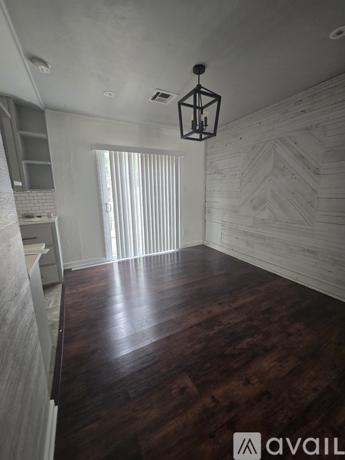 2409 Northwest 40th Street 3 Beds Single Family Home for Rent - Photo gallery 1